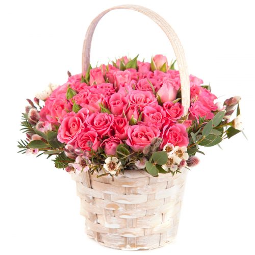 Цветочная композиция в корзине «Весенний рассвет»