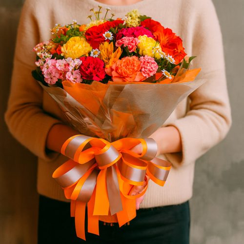 Цветочный букет «Яркий танец»